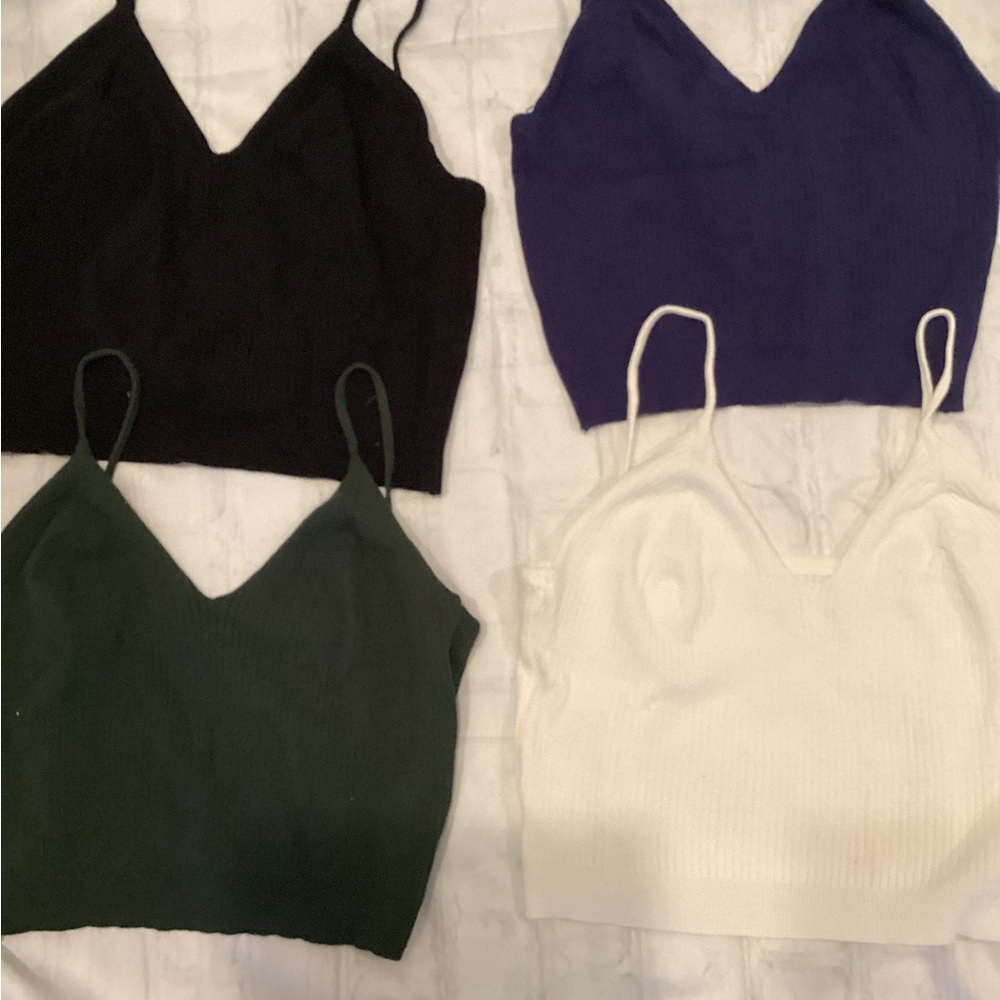 4 Ribbed V-Neck Cami Tank Top
Color: Black, White, Navy Blue, Dark Green